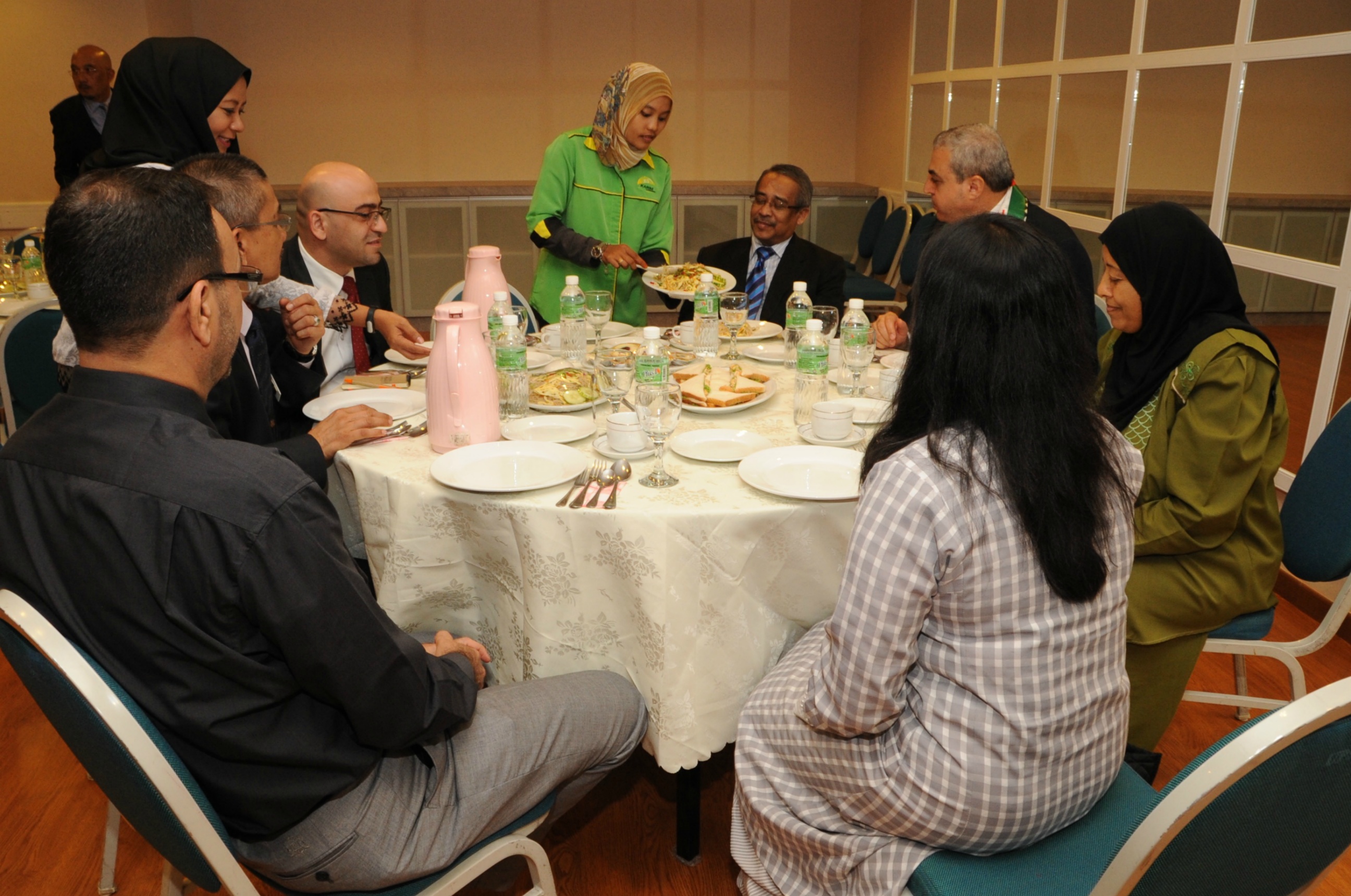 PRO 16 3 PALESTINEHAS 7719